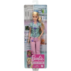 Barbie Kariera Lalka pielęgniarka Mattel DVF50 GTW39